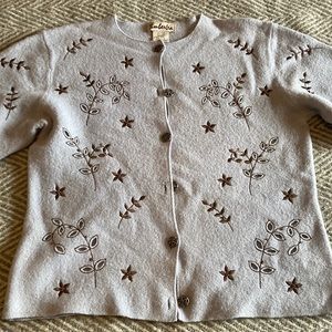 Timberlea 100% wool sweater.In excellent condition